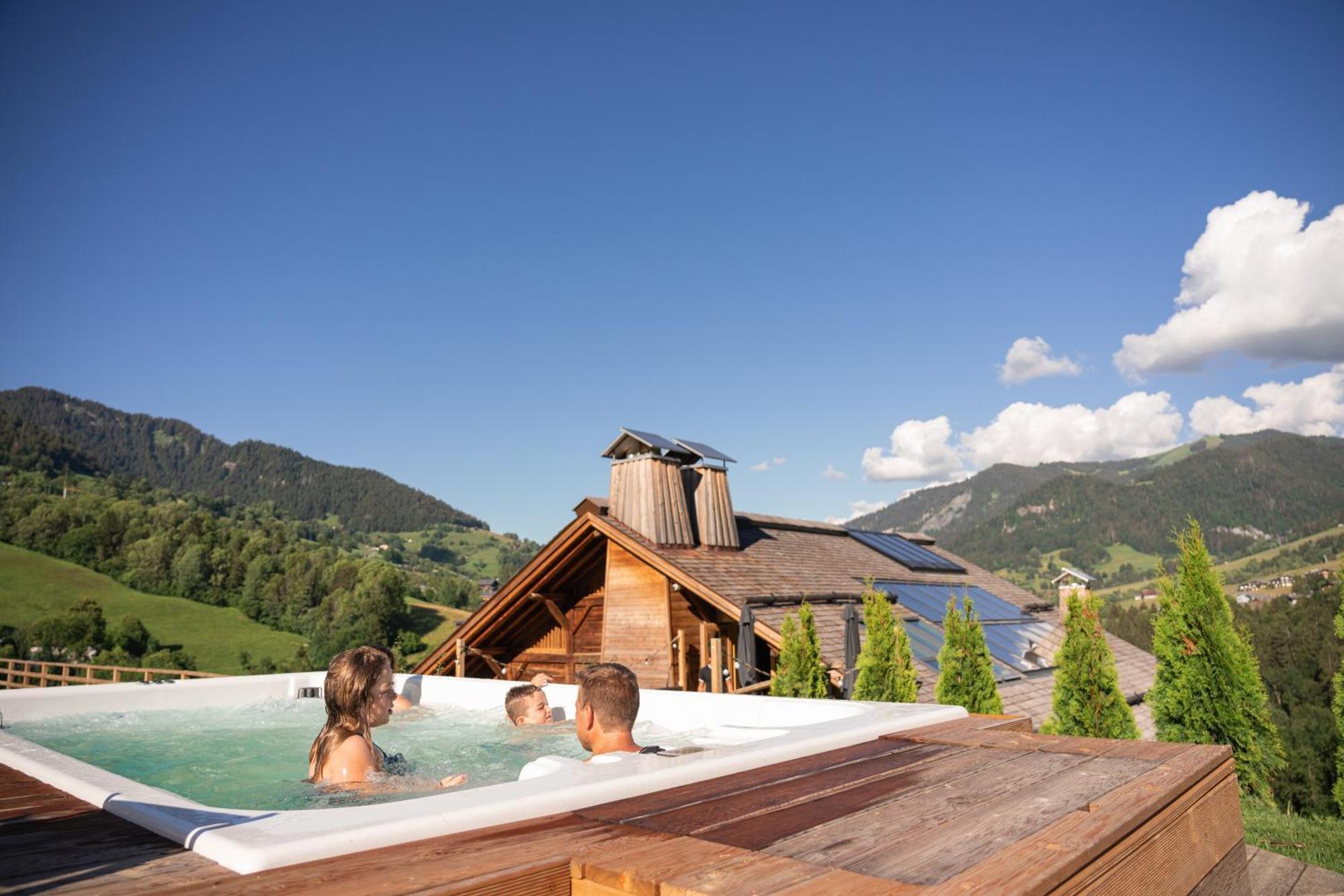 Le Toi Du Monde Bed & Breakfast Flumet Exterior photo